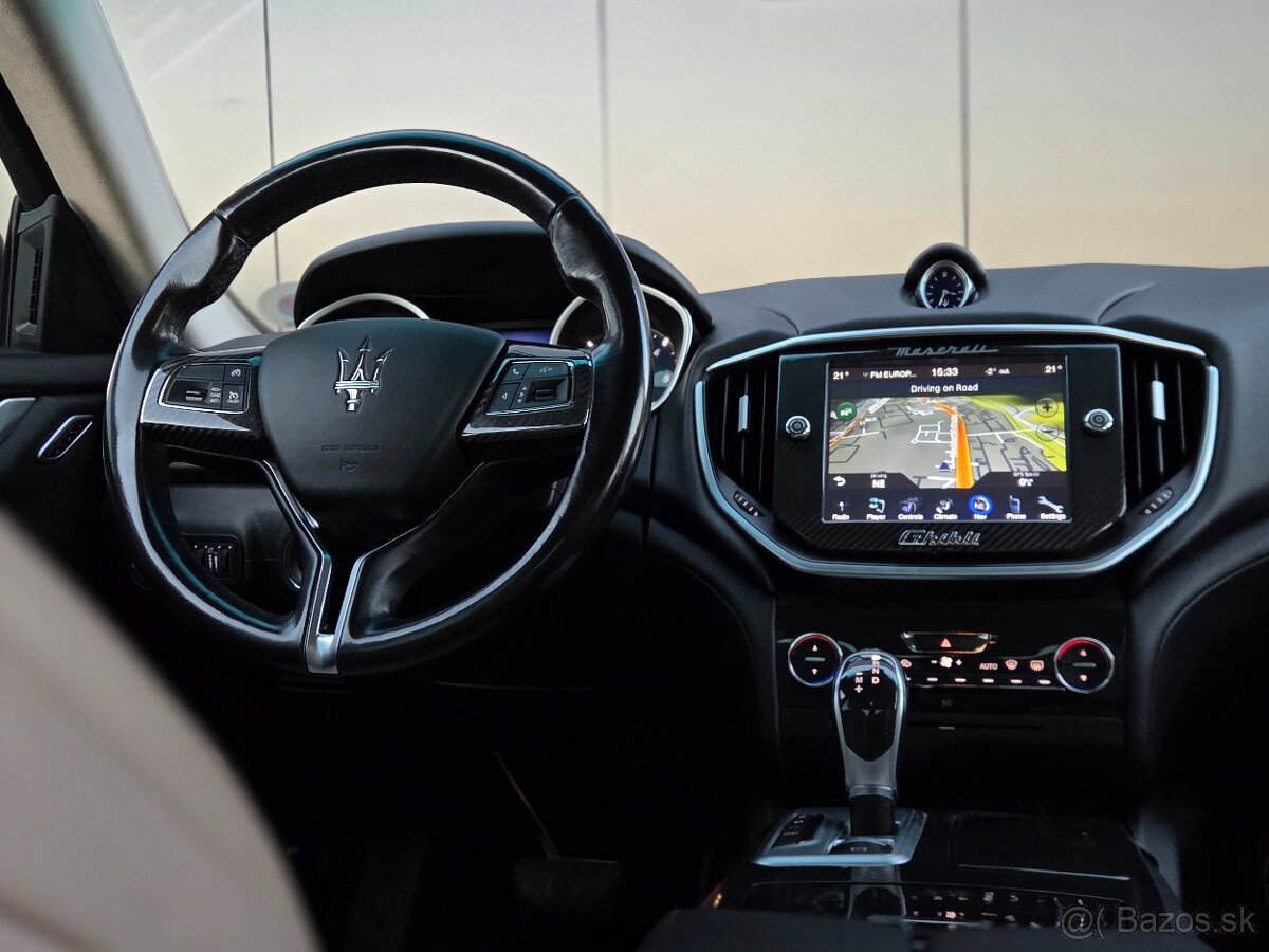 Maserati Ghibli 3.0 V6 Novitec Rosso - 10