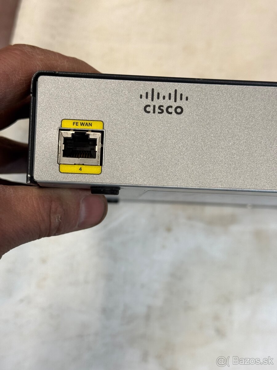 CISCO 800 Series / cisco 881 - 10