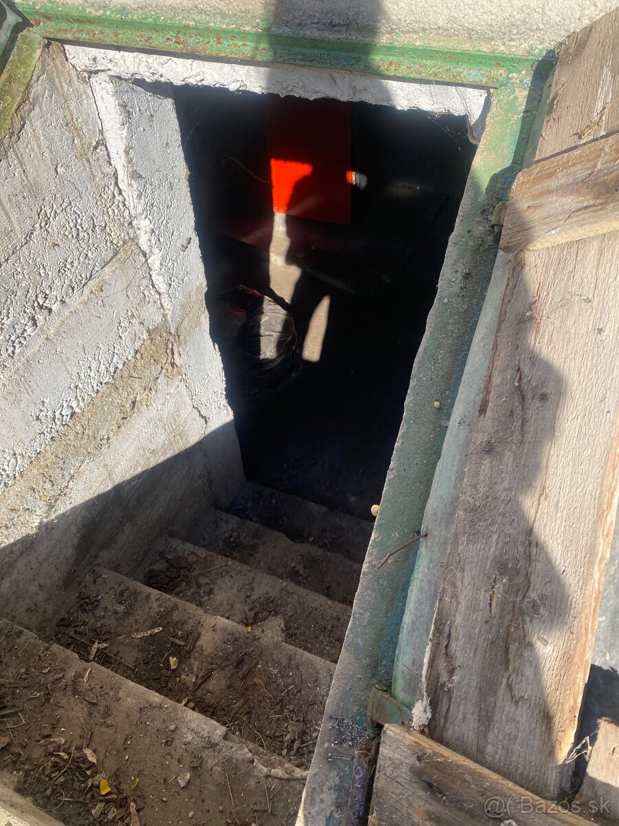 PREDAJ RD JELŠOVCE, POZEMOK 782 M2 - pôvodný stav - 10