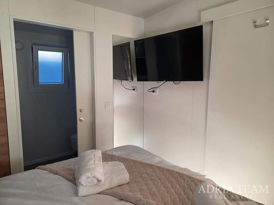 CHORVATSKO, 🌟 AKCIOVÁ CENA KOMPLETNE ZARIADENÝ MOBILNÝ D - 10