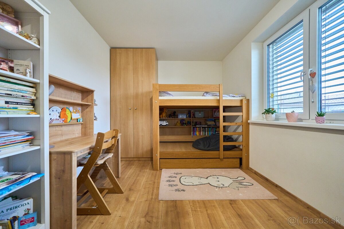 Predám 4-izbový RD – Hurbanova Ves, okres Senec - 10