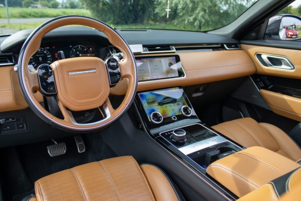 Land Rover RANGE ROVER VELAR HSE R-Dynamic 3.0 AWD - 10