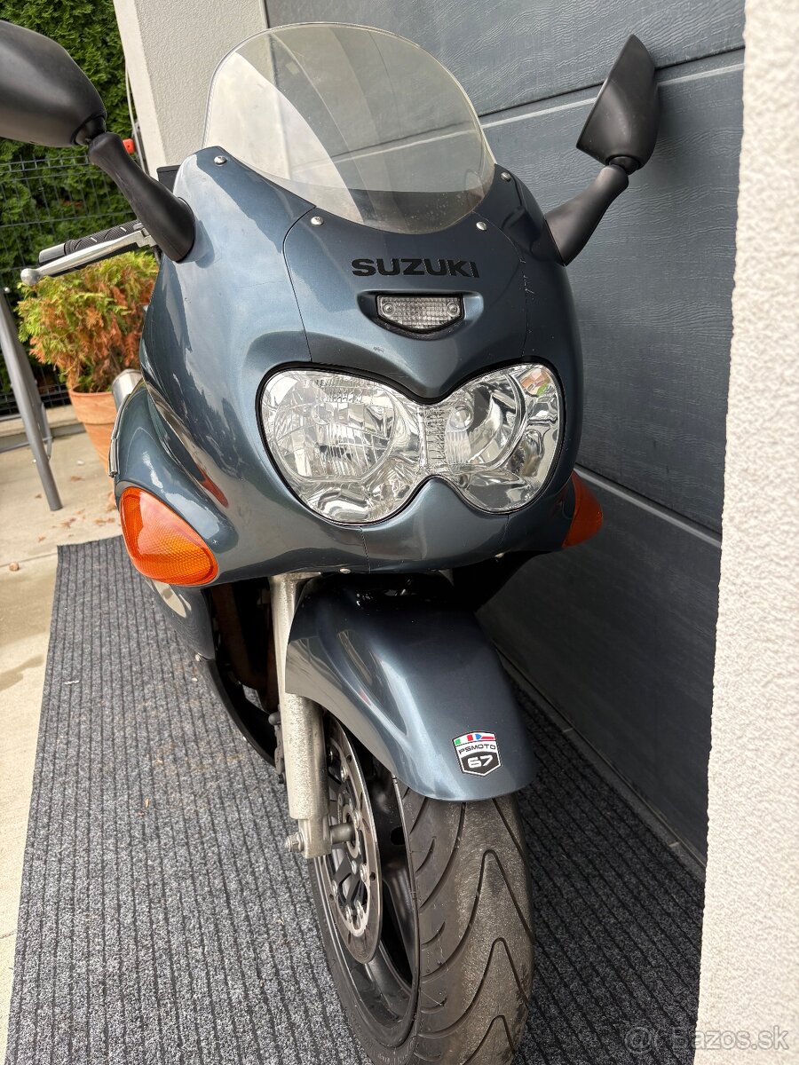 Suzuki GSXF 750 - 10