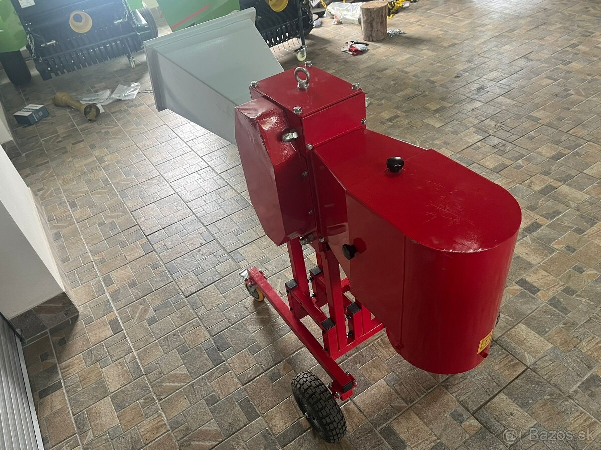 Motorový špalíkovač PORTOS 03 - 10