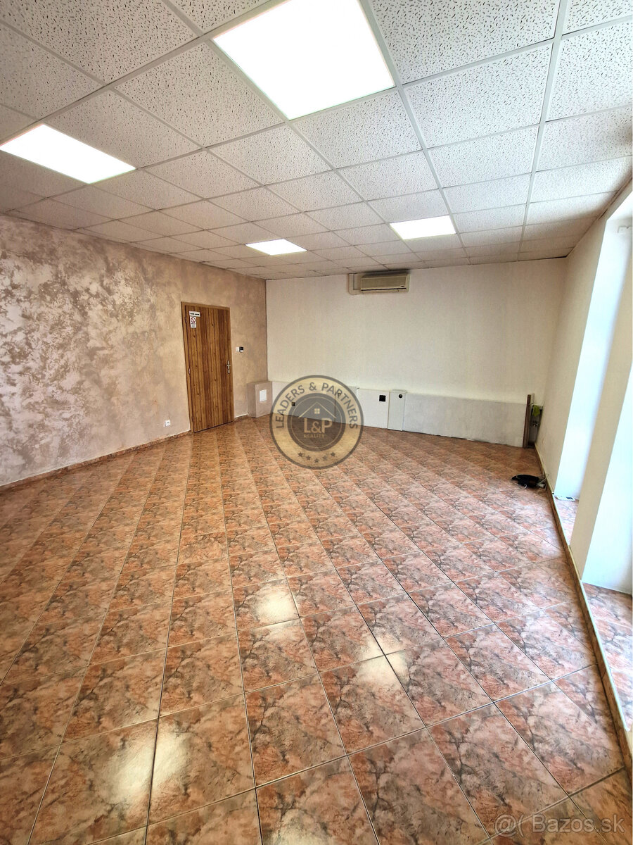 Na prenájom kancelárske a obchodné priestory v Trnave - 10