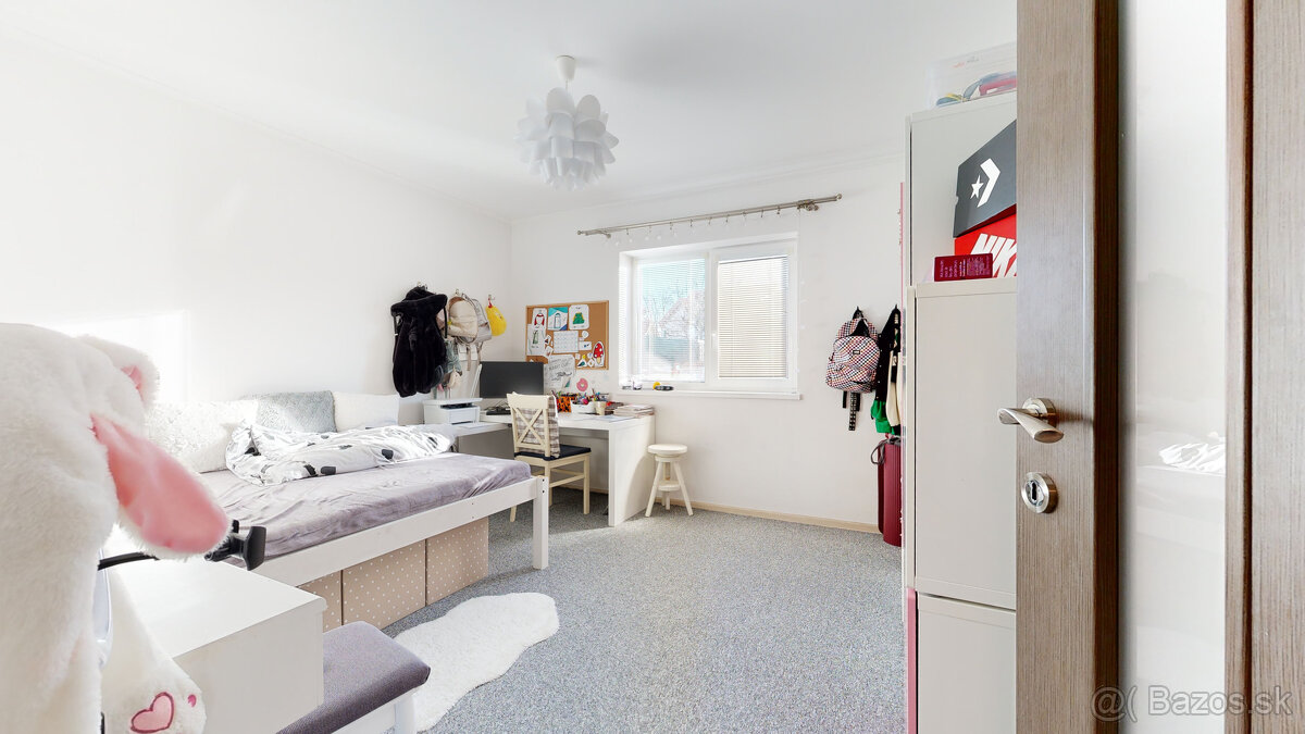 Dva domy za cenu jedného na pozemku s výmerou 1025m2 - 10