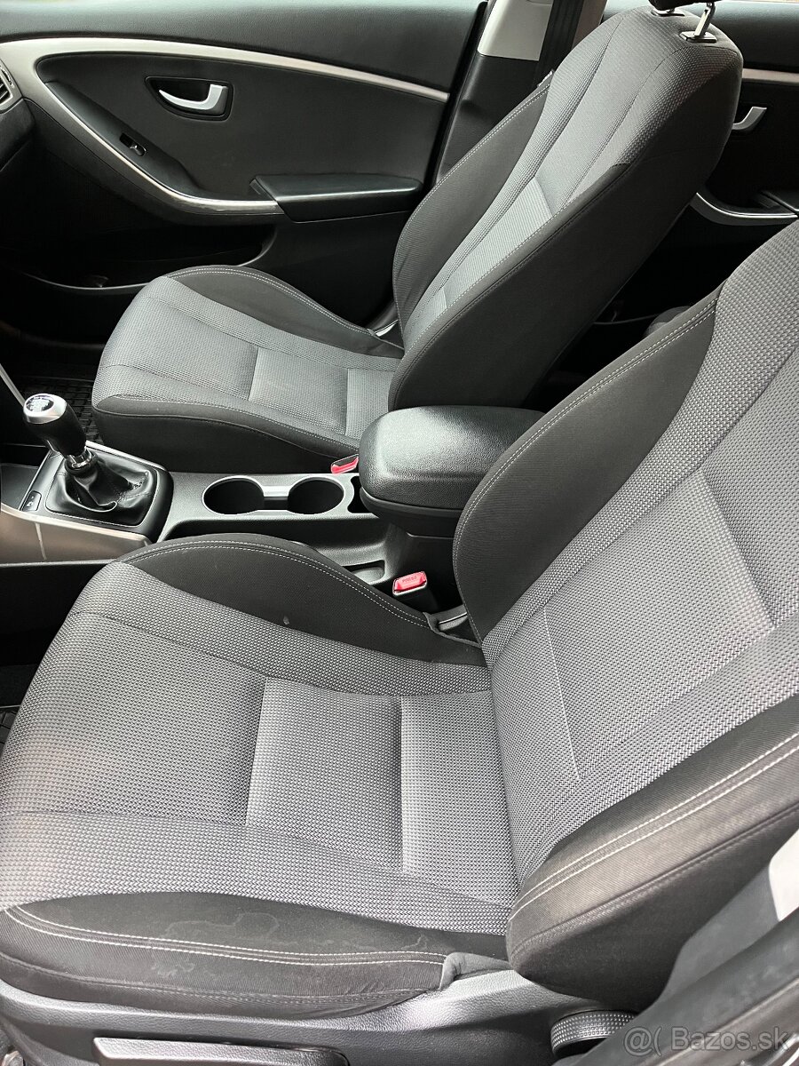 Predám Hyundai I30 - 10