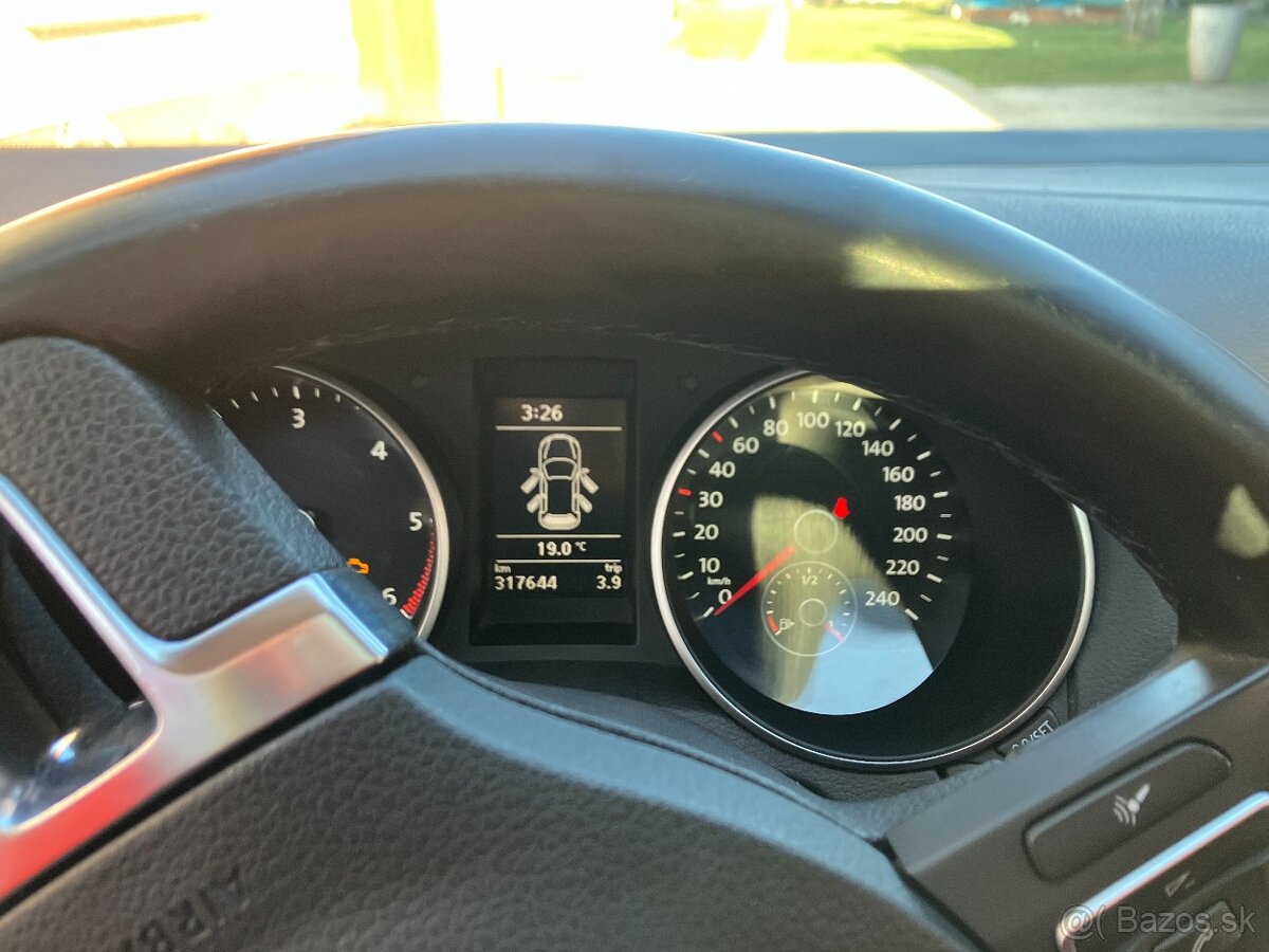 GOLF 6 VARIANT 1,6 TDI - 10