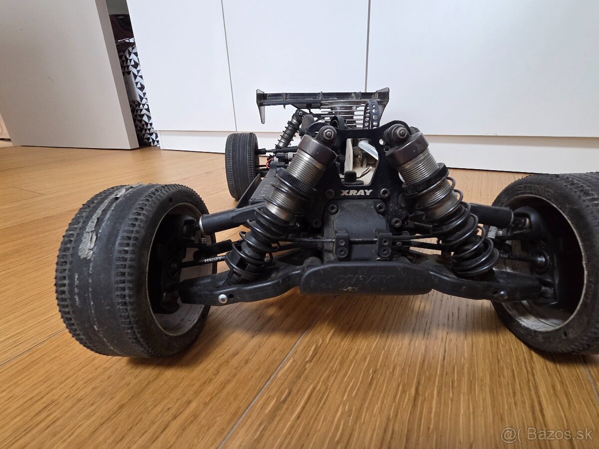 Xray XB8 2023 - 10