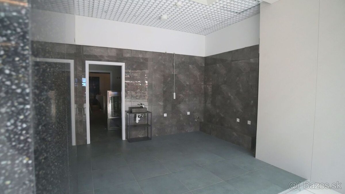 Voľný priestor na gastro prevádzku na prenájom - Bratislava - 10