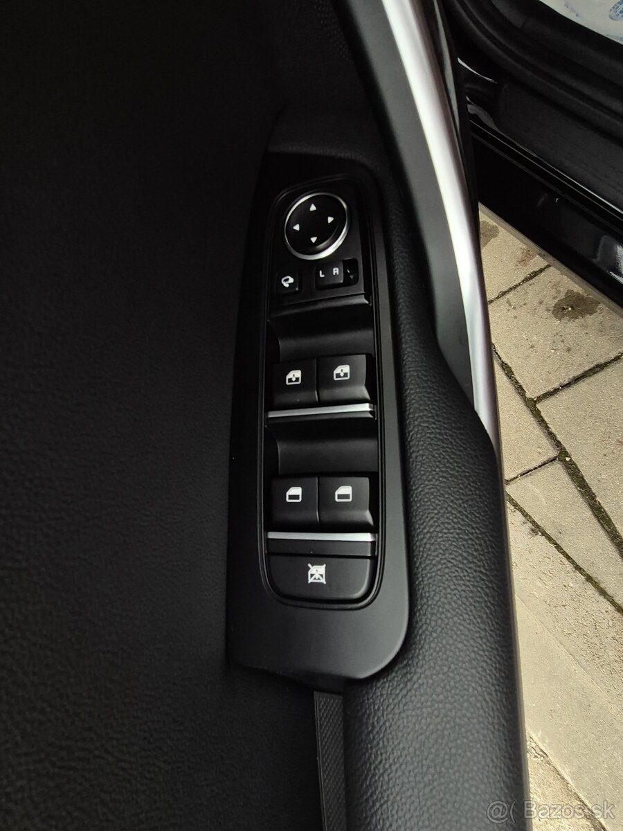 Kia Ceed SW 1.6 CRDi MHEV Gold - 10