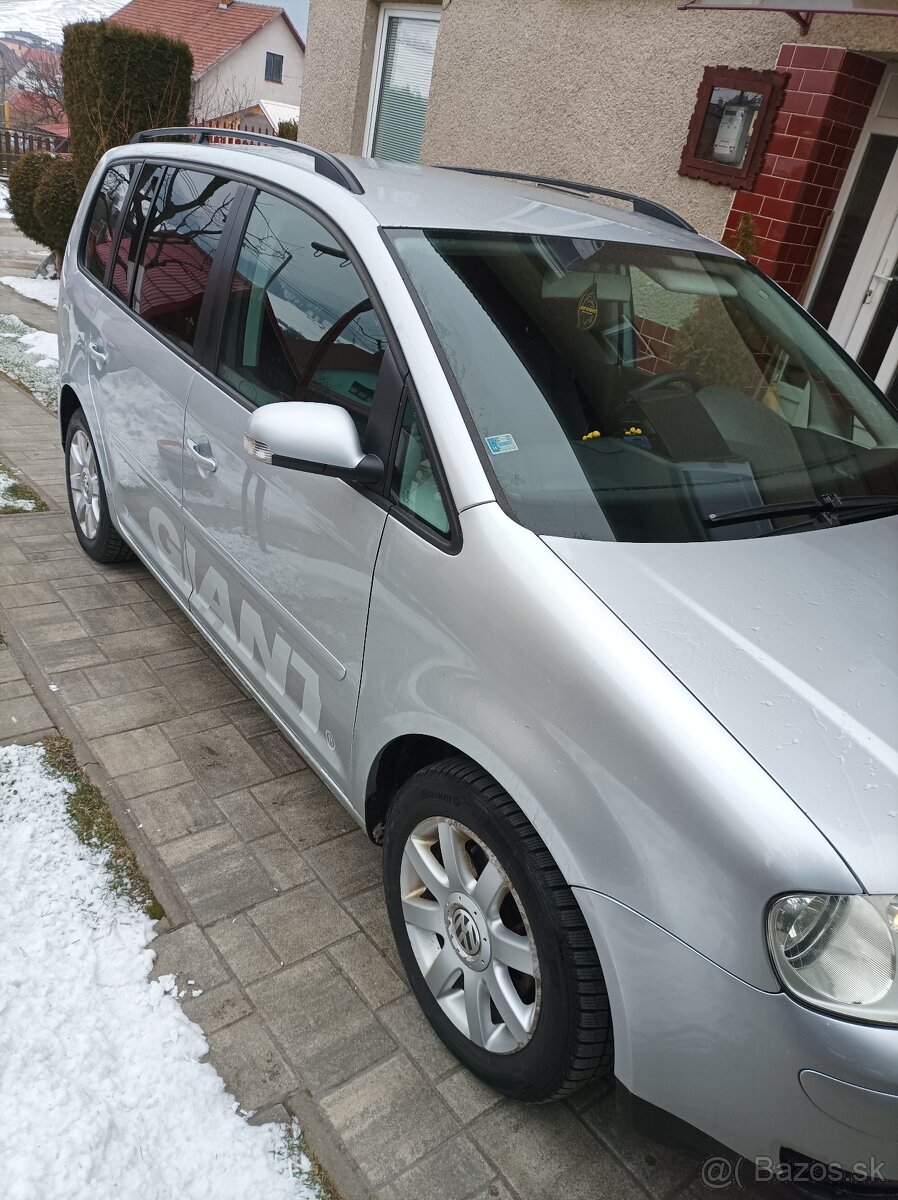 Touran - 10