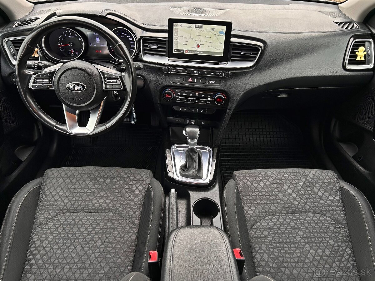 Kia CEED SW 1,4 T-GDi AT7 GOLD - 10