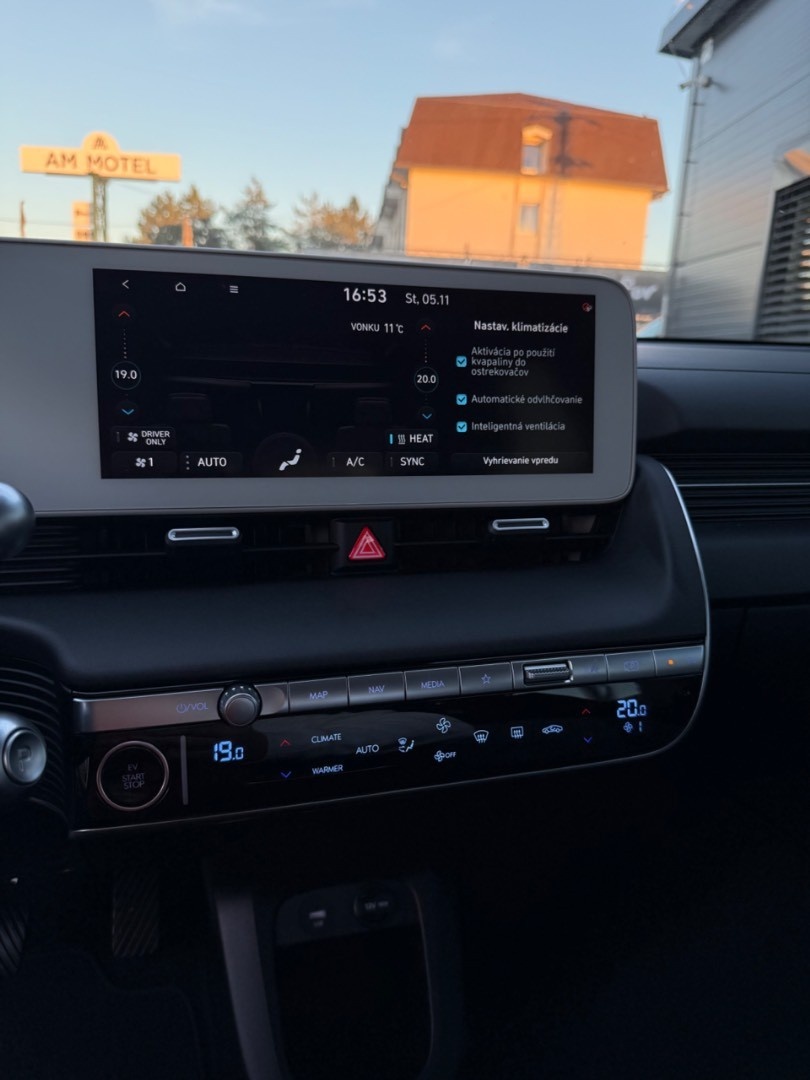 Hyundai Ioniq 5 72.6kWh A/T Style Edition - 10