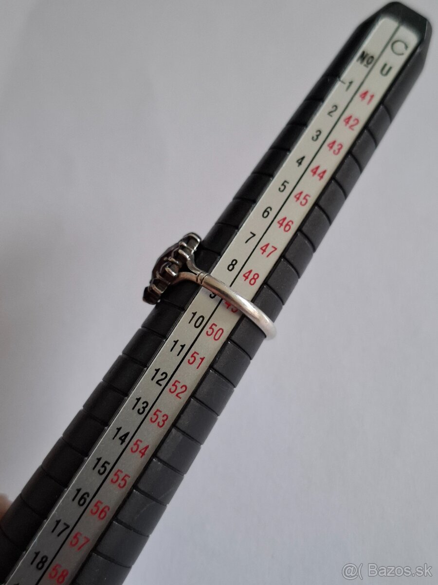 Strieborný prsteň s českými granátikmi 2 - 10