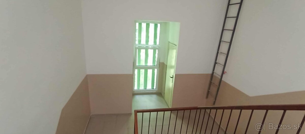 2+1 izbový byt s loggiou – Poltár, Sklárska ulica - 10