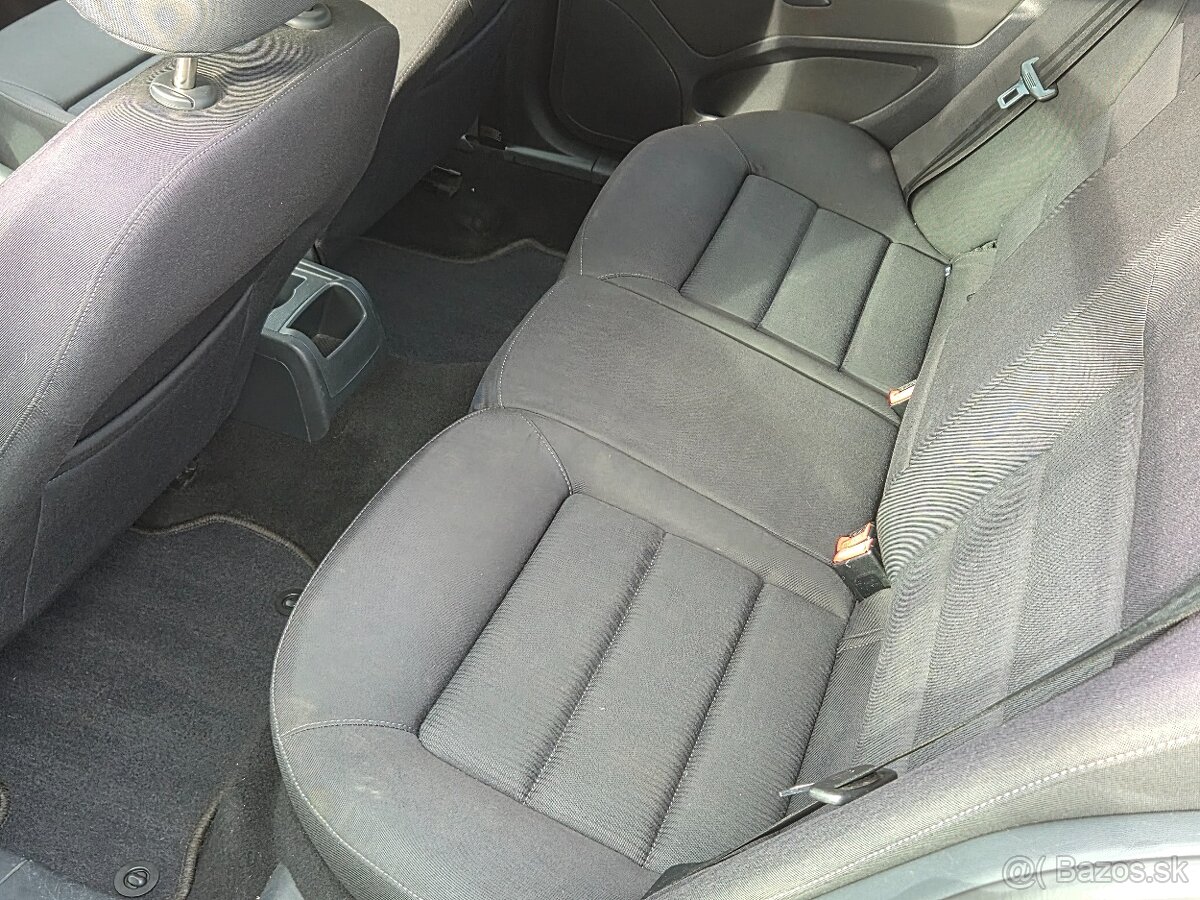 Škoda Octavia 1.6 MPi nová STK /EK - 10