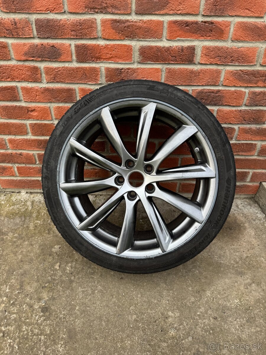 Elektrony / Disky Tesla Model 3 r19 235/40 R19 - 10