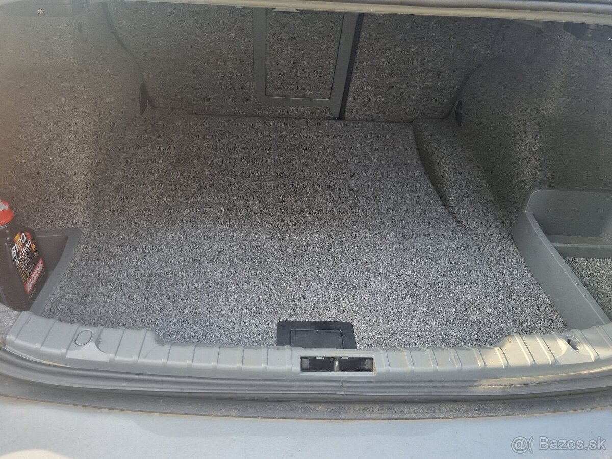 Predam BMW 325i e90 LCI - 10