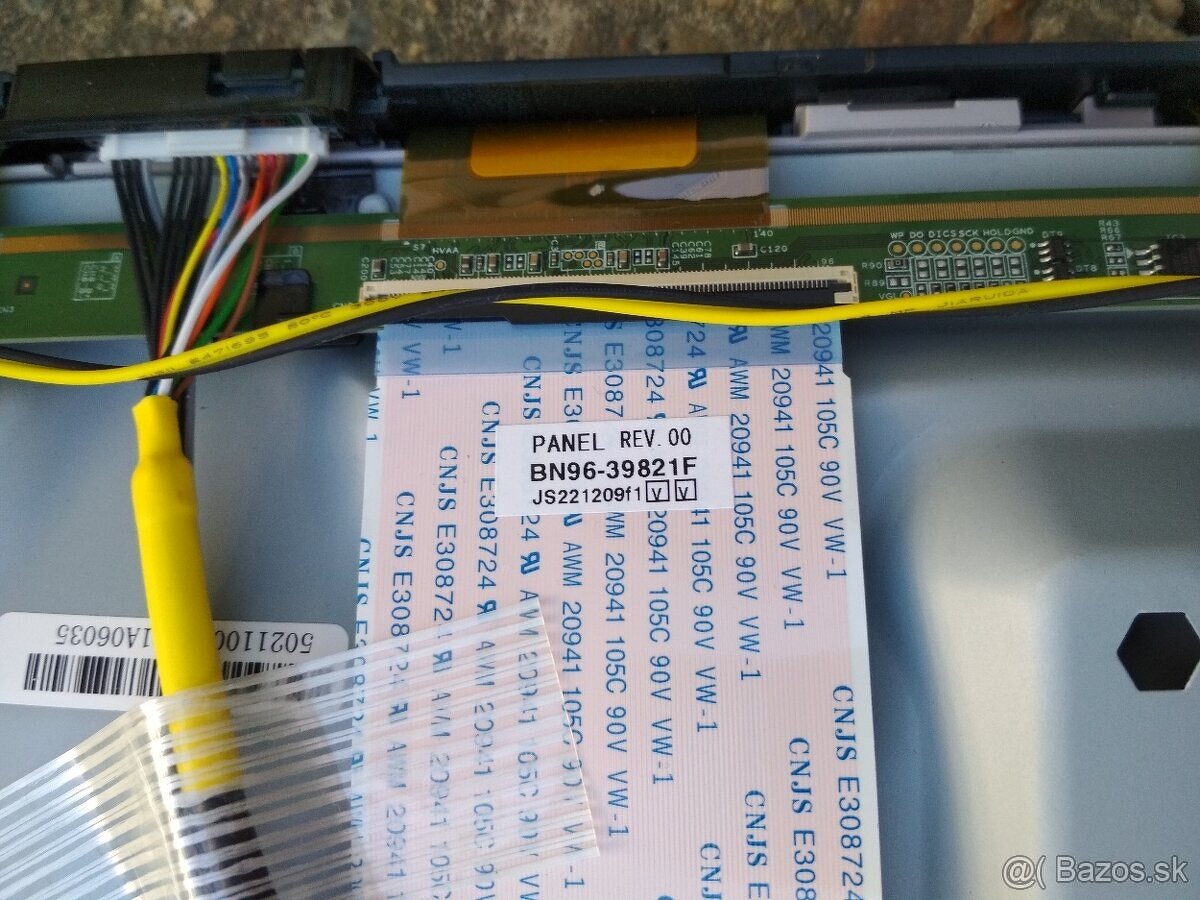 Rozpredam TV Samsung UE50CU7172 - 10