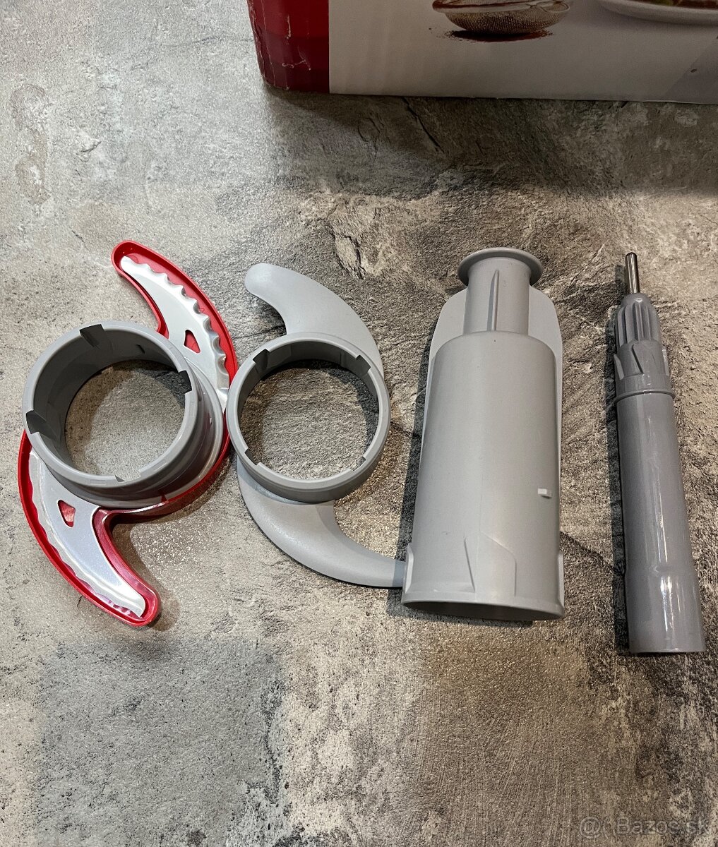 Bosch MultiTalent 8 MC812W501 kuchynský robot - 10