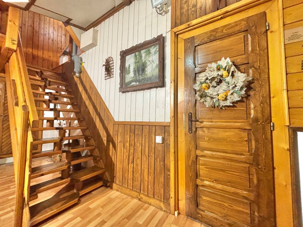 Na predaj jedinečné rodinné sídlo v prekrásnej prírode obce - 10