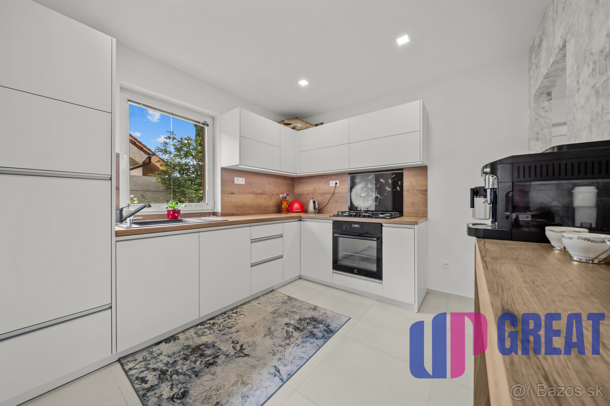 NA PREDAJ_RODINNÝ DOM_ŠAMORÍN_ MLIEČNO- VÝRAZNÁ ZĽAVA - 10