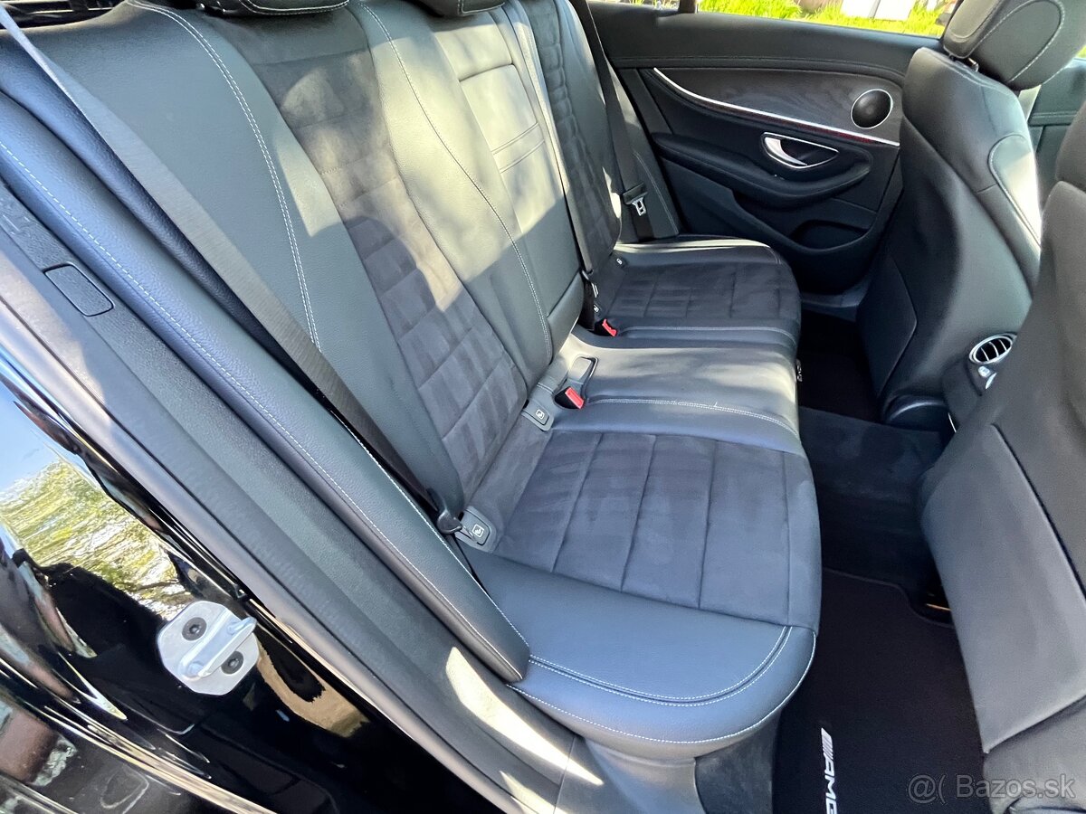 Mercedes-Benz E400d T 4matic AMG 3/2019 Webasto Top stav - 10