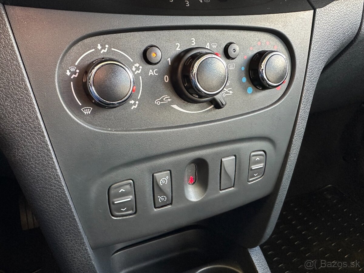 Sandero STEPWAY 0.9/66kW 2.Maj r.v.2014 KLIMA - 10