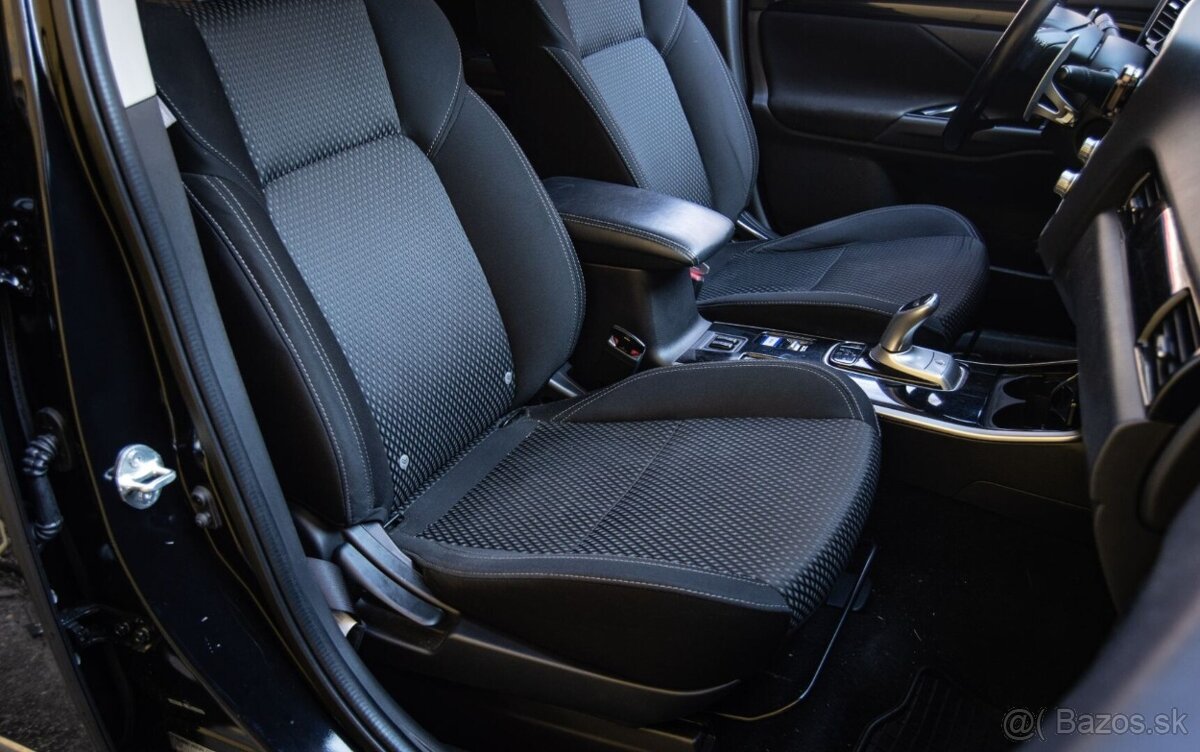 Mitsubishi Outlander PHEV 2.4 AWD - 10