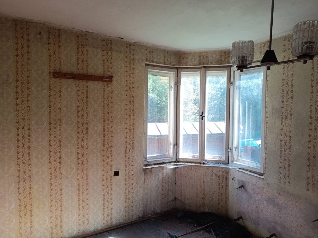 Hospodárska usadlosť - 10