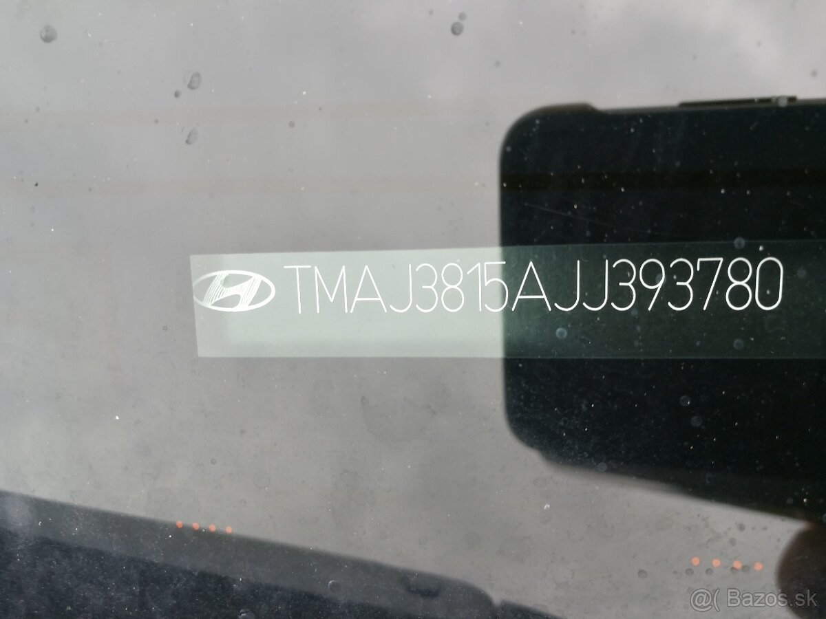 Predam hyundai tucson 1.7 crdi. 85kw. - 10