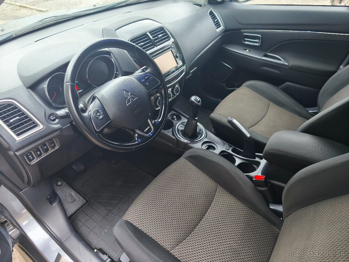 Mitsubishi ASX SLOVENSKÉ AUTO 1,6 MIVEC Benzín 86KW M5. 2016 - 10