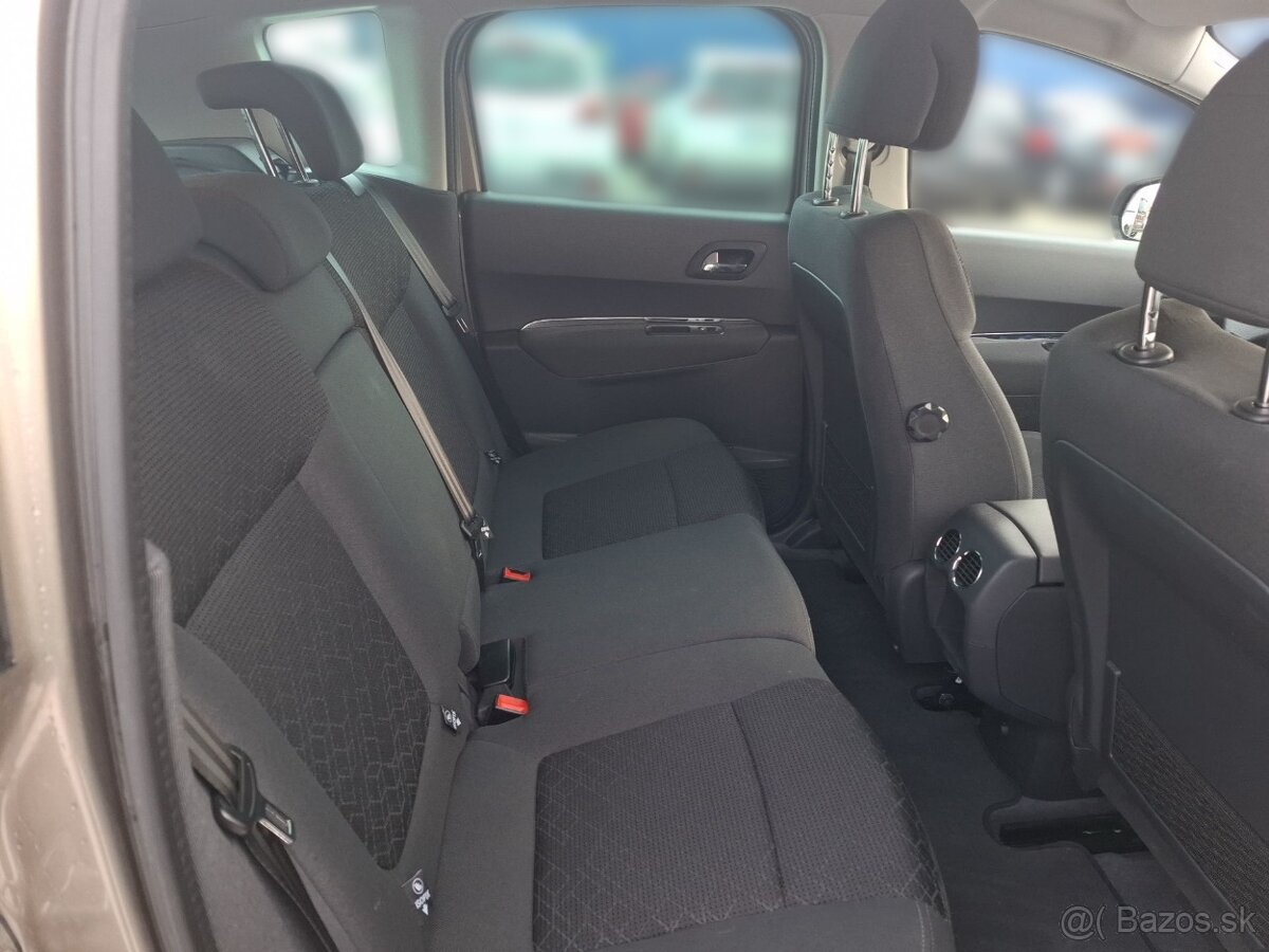 Peugeot 3008 STYLE 1,6 BLUEHDI 120K 6M/T - 10