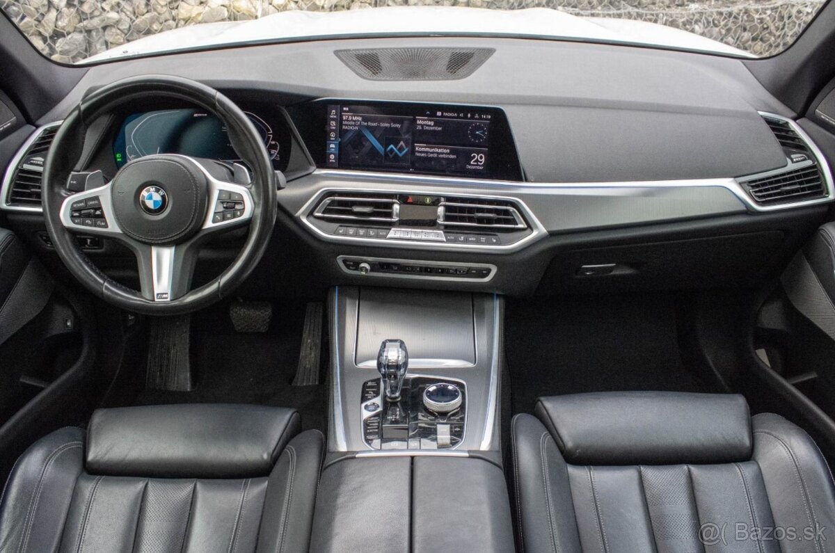 BMW X5 xDrive 45e 210kW AT/8 2020 - 10