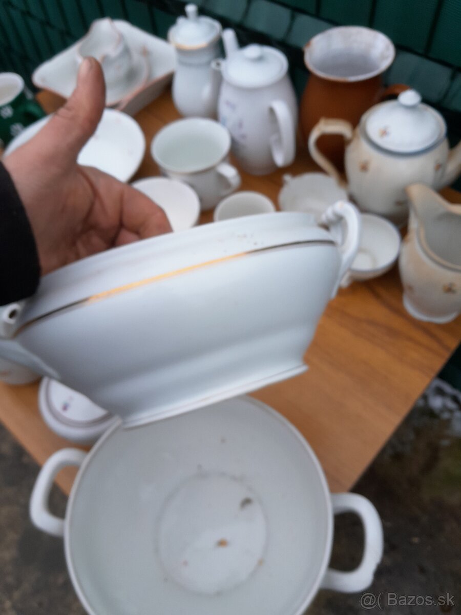 Predám poškodený porcelán - 10