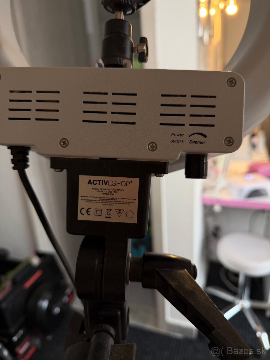 Vybavenie do salónu - 10