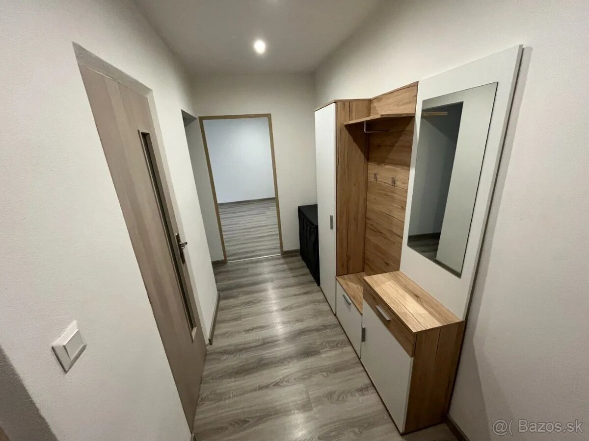 Na prenájom 2 izbový byt, Nová Dubnica - 10