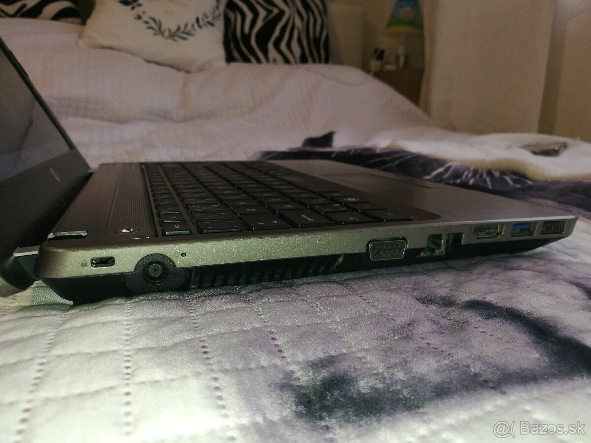 HP ProBook. Intel - i5. 8 GB. 15,6". Disk 500 GB. - 10