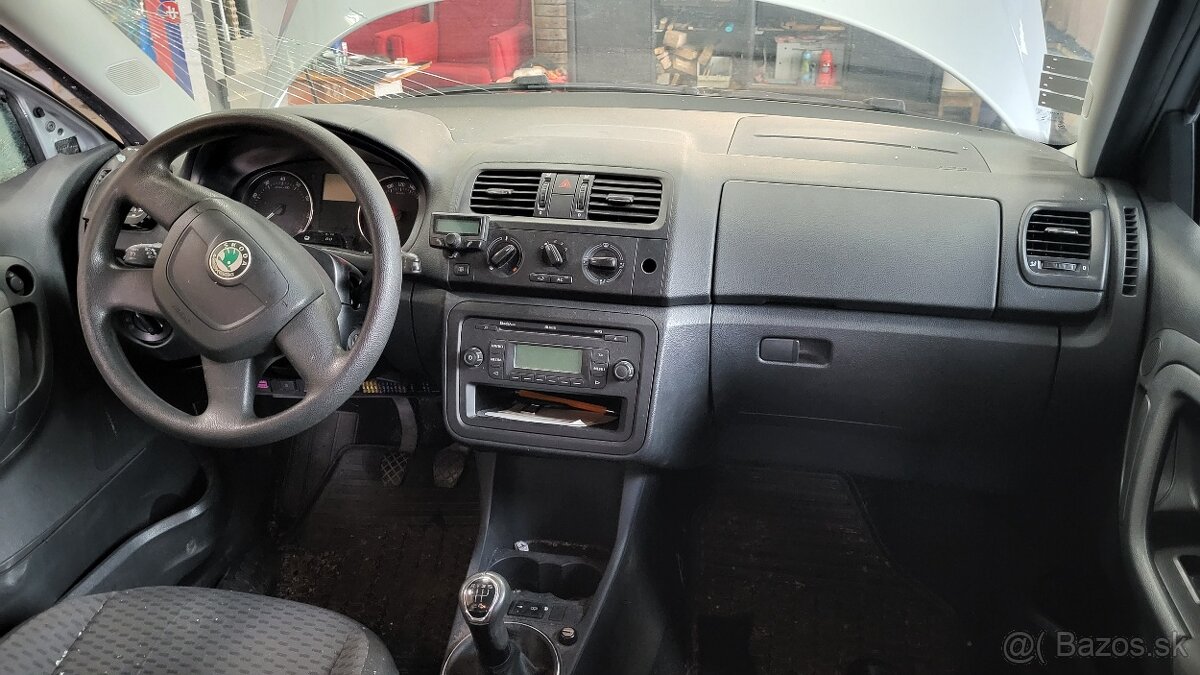 skoda fabia II 1.2 tsi 63kw cbza - 10