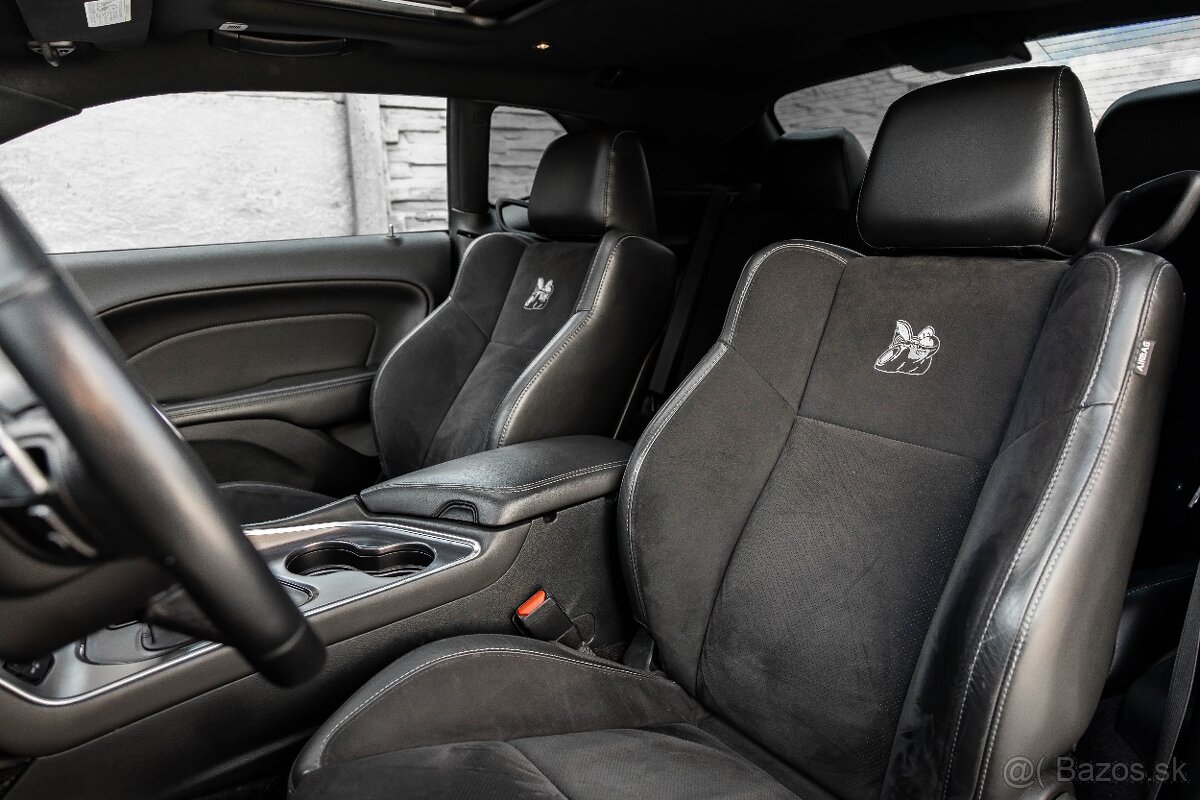 Dodge Challenger 392 Hemi Scat Pack Shaker - 10