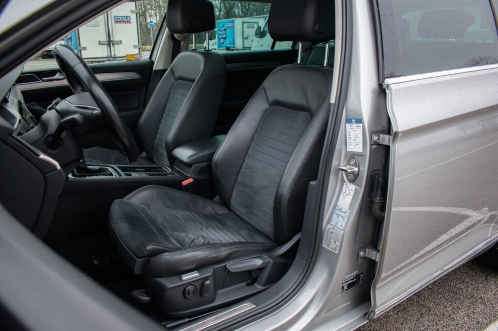 Volkswagen Passat Variant 2.0 BiTDI 240k Highline 4MOTION - 10