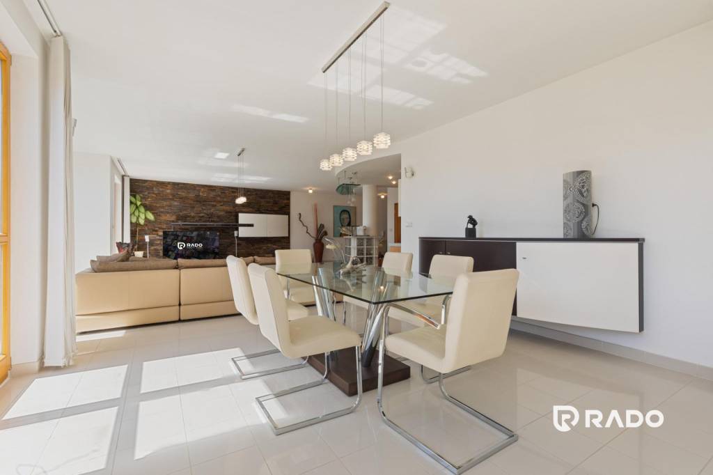RADO | Staré Mesto | 4i byt 175 m² + 4 balkóny + možnosť 2× - 10