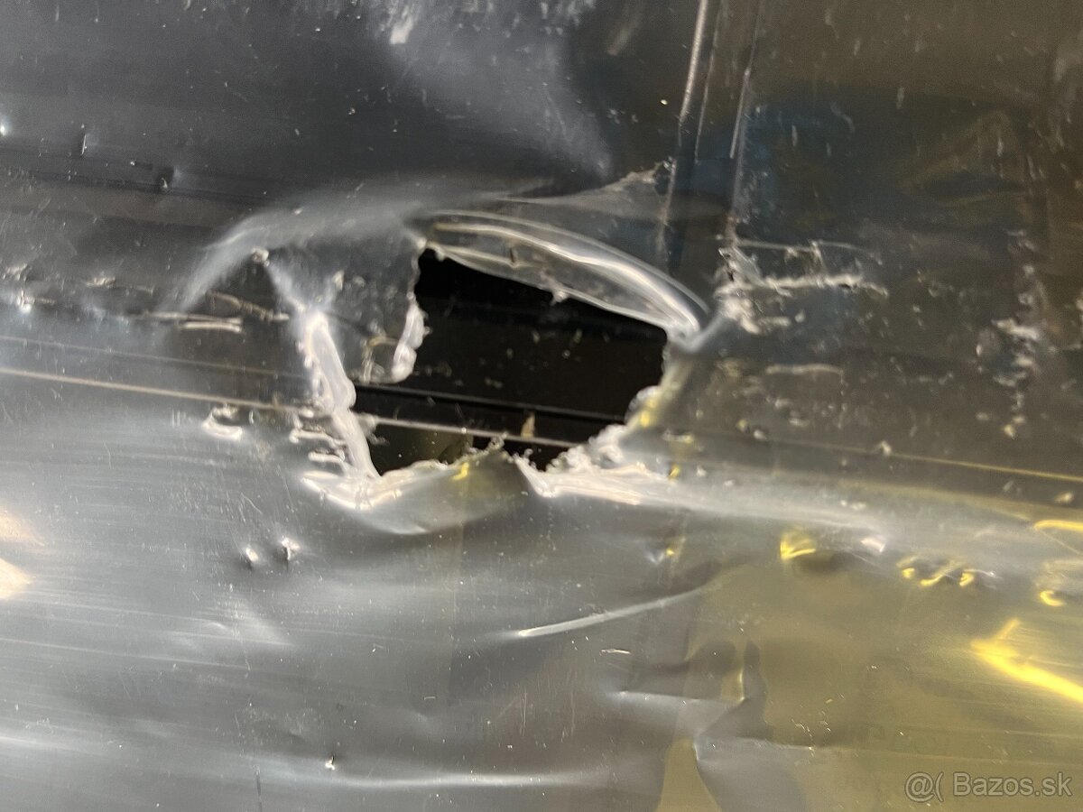 boční sklo iveco daily 2014 levé posuvné sklo vada - 10