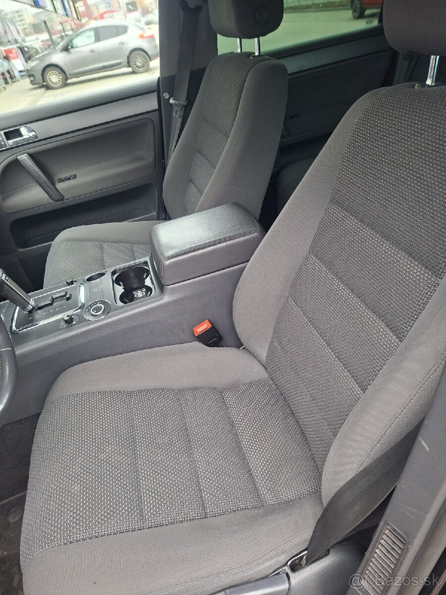 VW Touareg 3.0, 176kW, automat, ťažné - 10