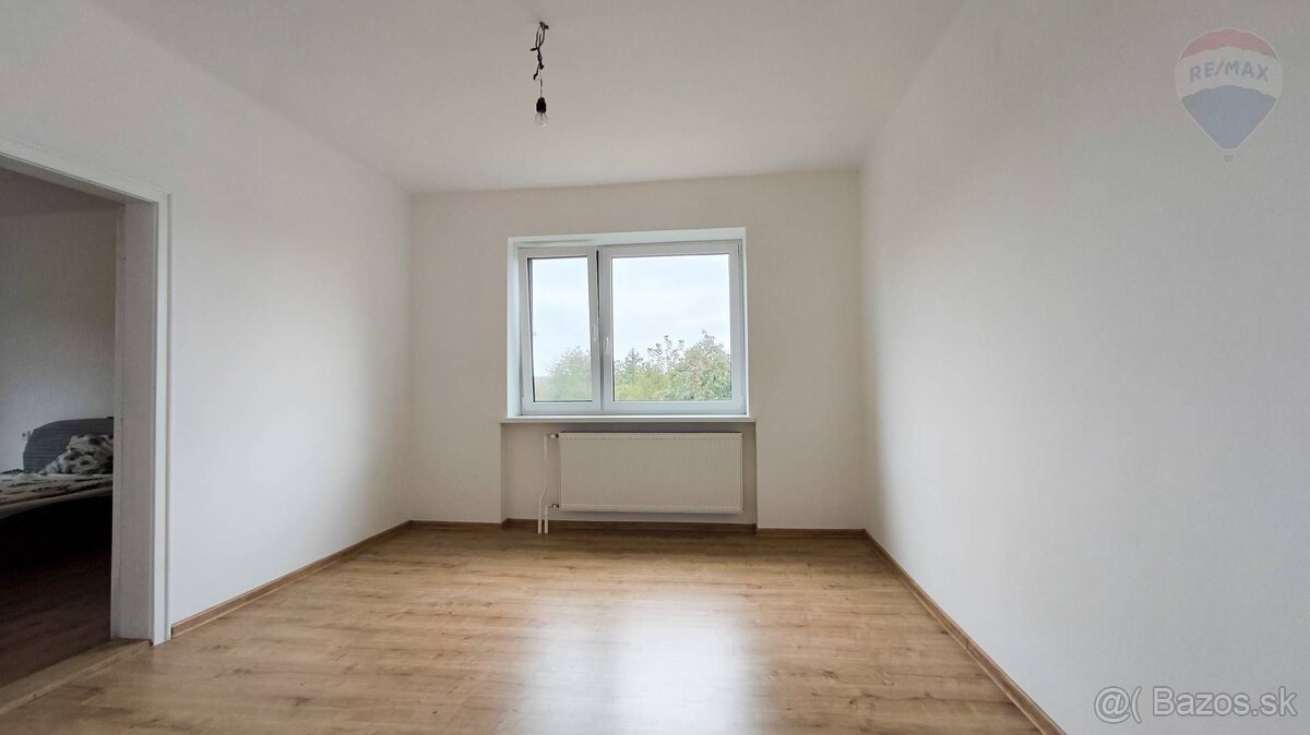 NA PREDAJ: Zrekonštruovaný 4-izb RD, Kolta - 10