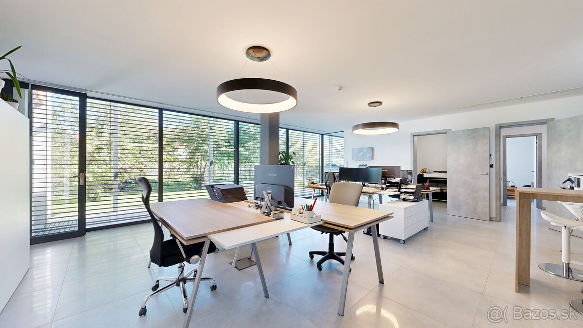 Na prenájom: moderný objekt s ateliérom – Oravné - 10