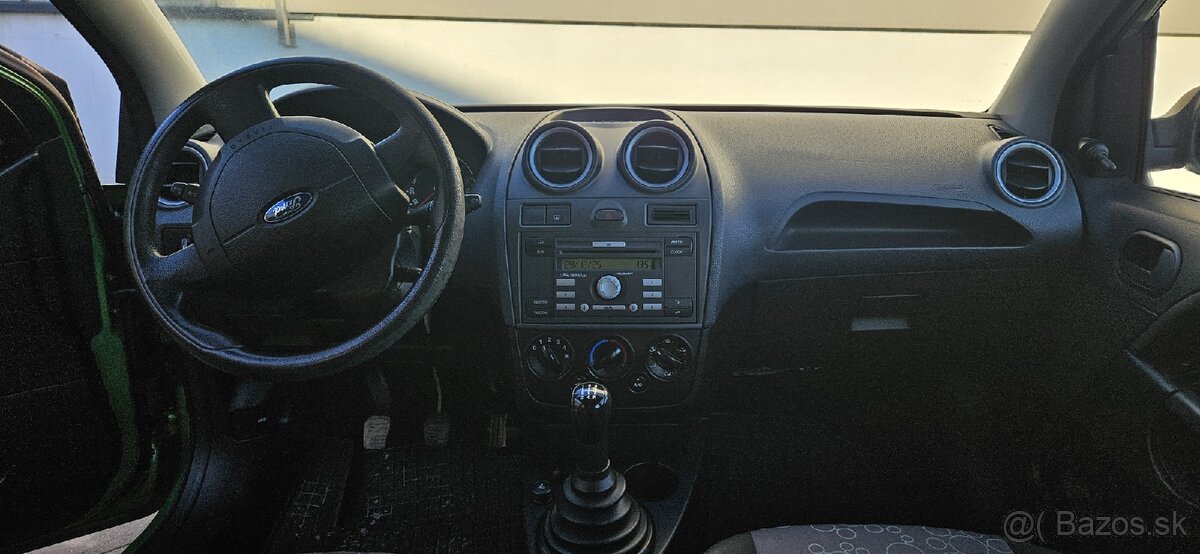 Ford Fiesta 2008 1.4 diesel Klíma - 10