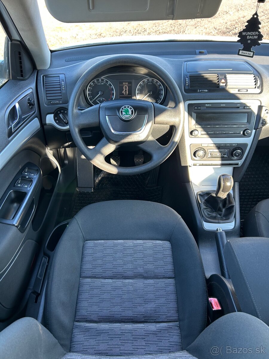 Škoda Octavia 2 1.9 TDi 77kw FL - 10