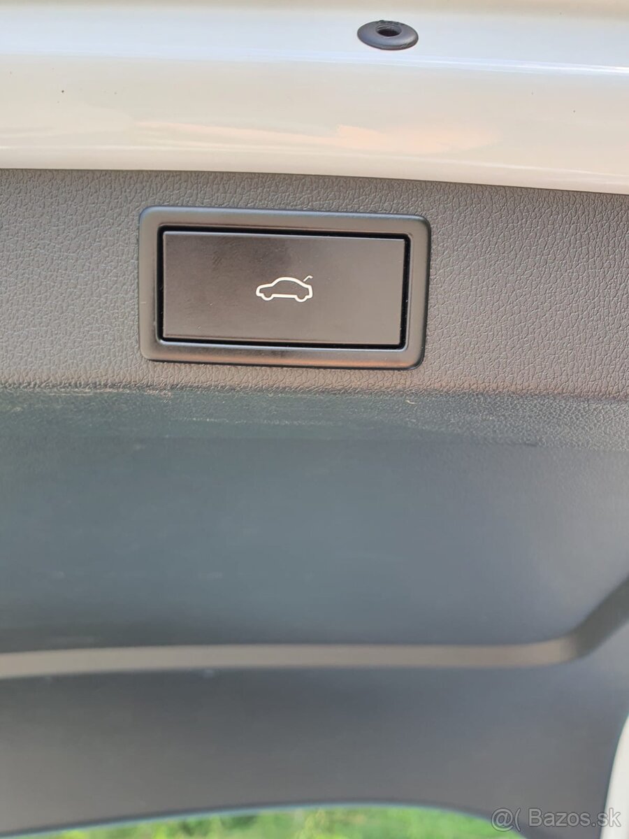 Škoda Octavia 3FL vRS 2.0TSI 180kw - 10